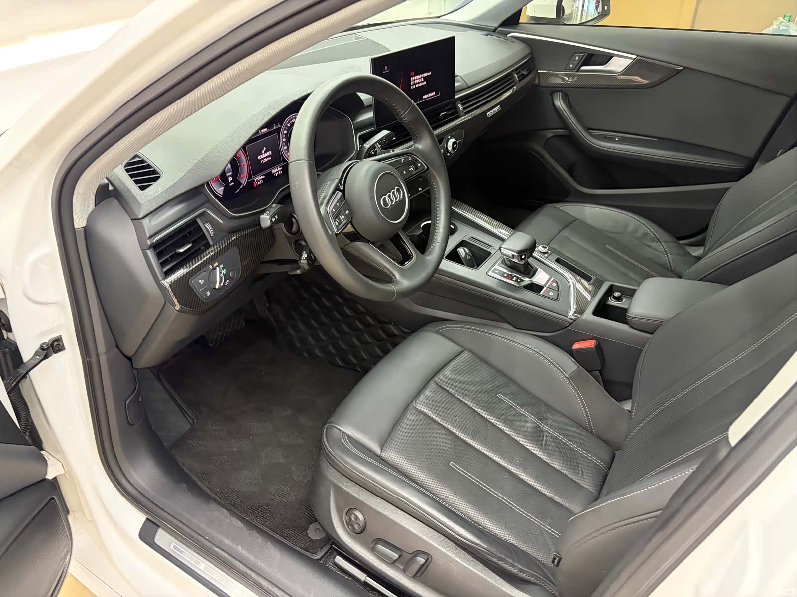 Audi A4L, 2020 4