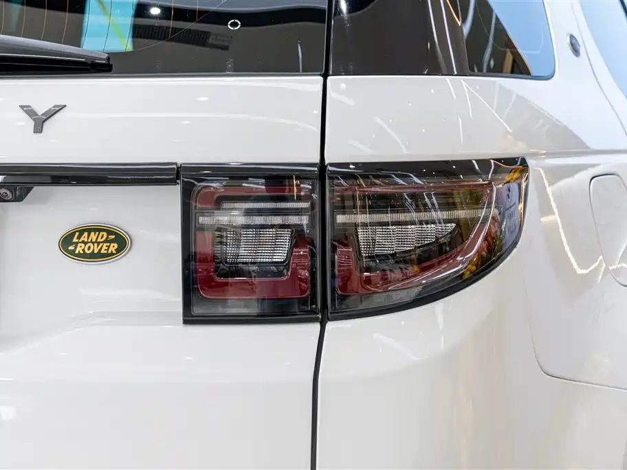 Land Rover Discover sports