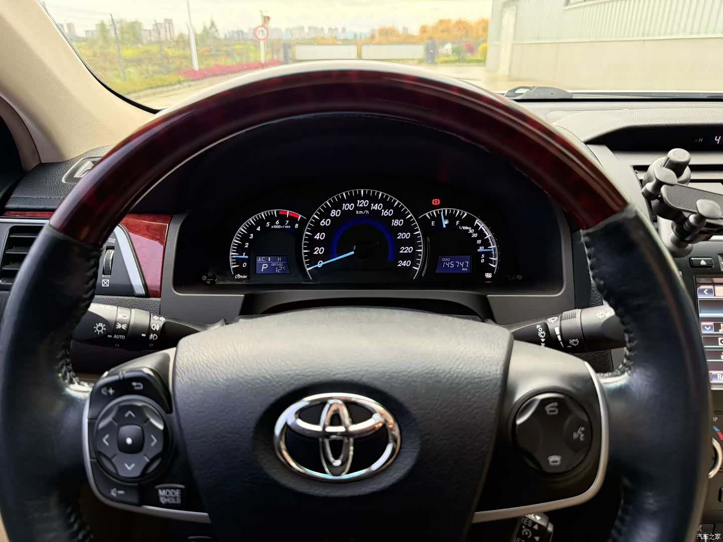 Toyota Camry, 2014 9
