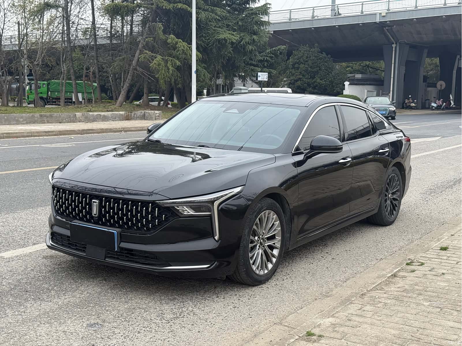 Bestune B70