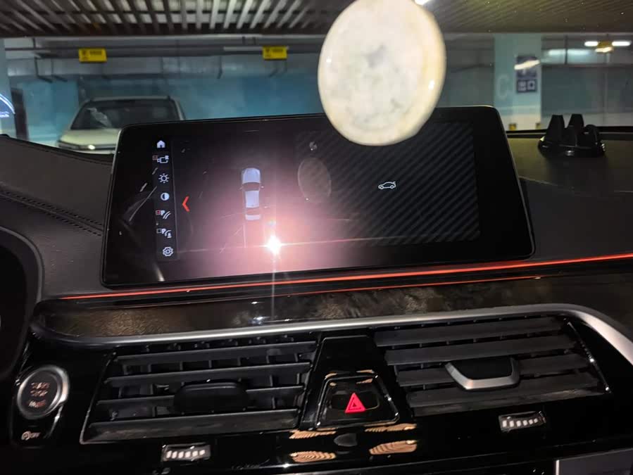 BMW 5 Series 2018, фото 13
