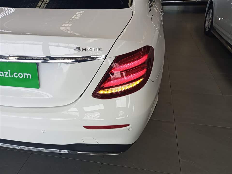 Mercedes-Benz E-class Mercedes-Benz E-class