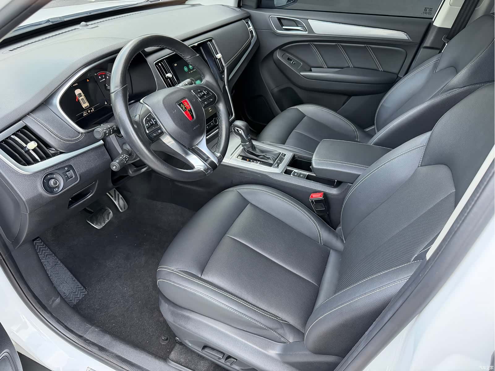 Roewe RX5, 2018 все фото