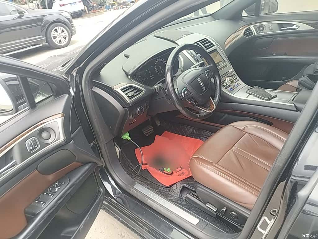 Lincoln MKZ, 2019 12