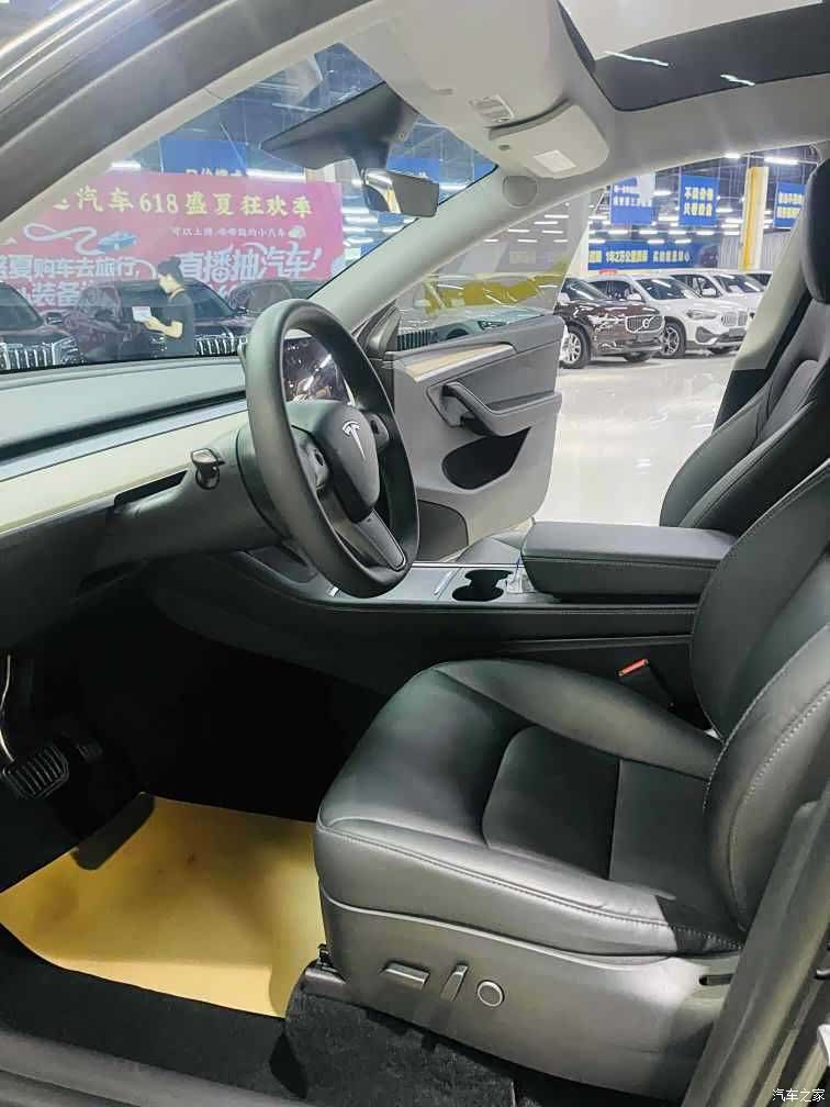 Tesla Model Y, 2022 8