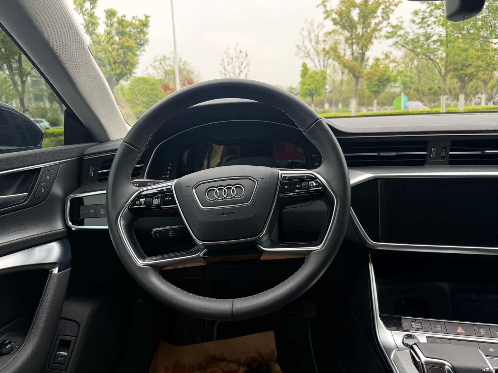 Audi A7L, 2023 12