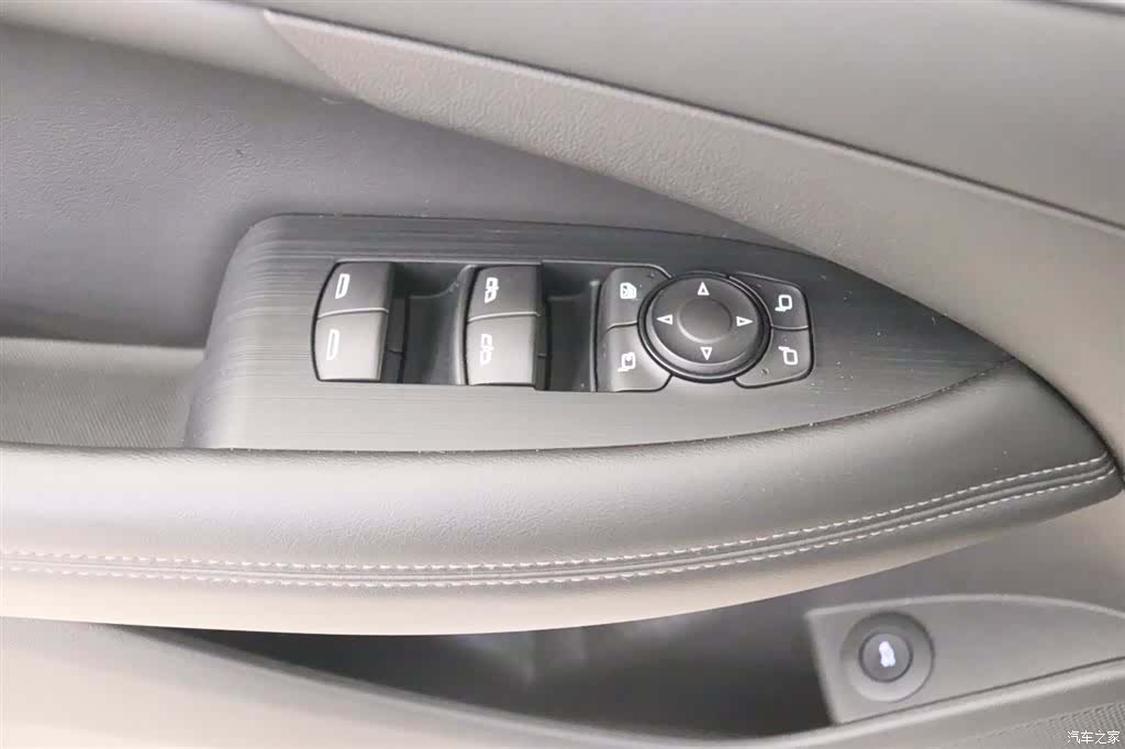 Buick LaCrosse, 2021 12