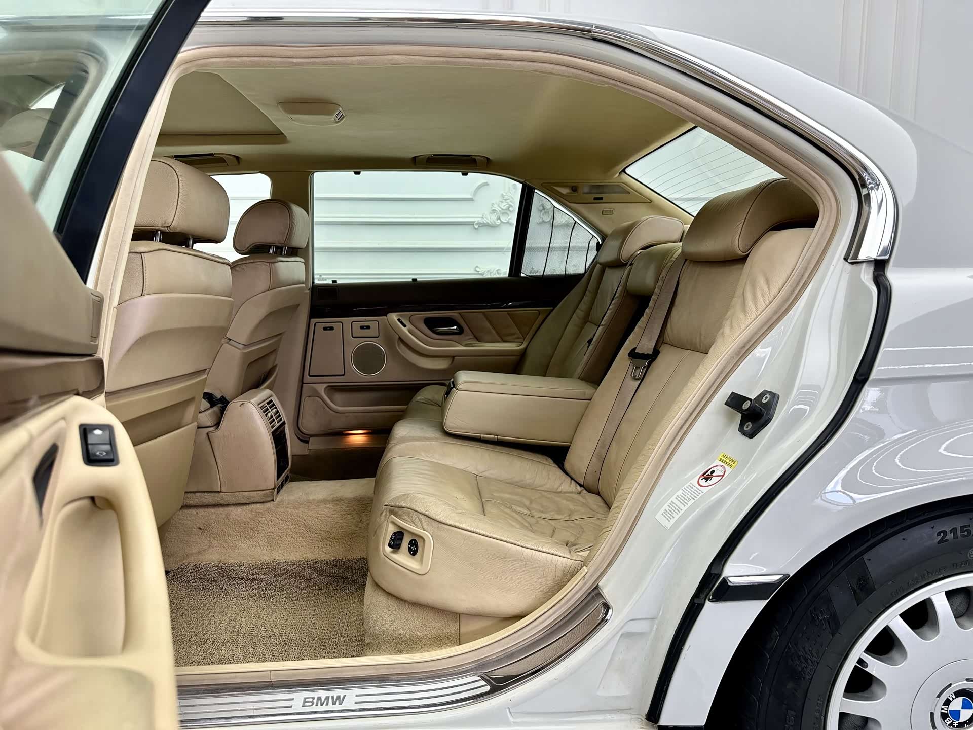 BMW 7 Series, 2001 7