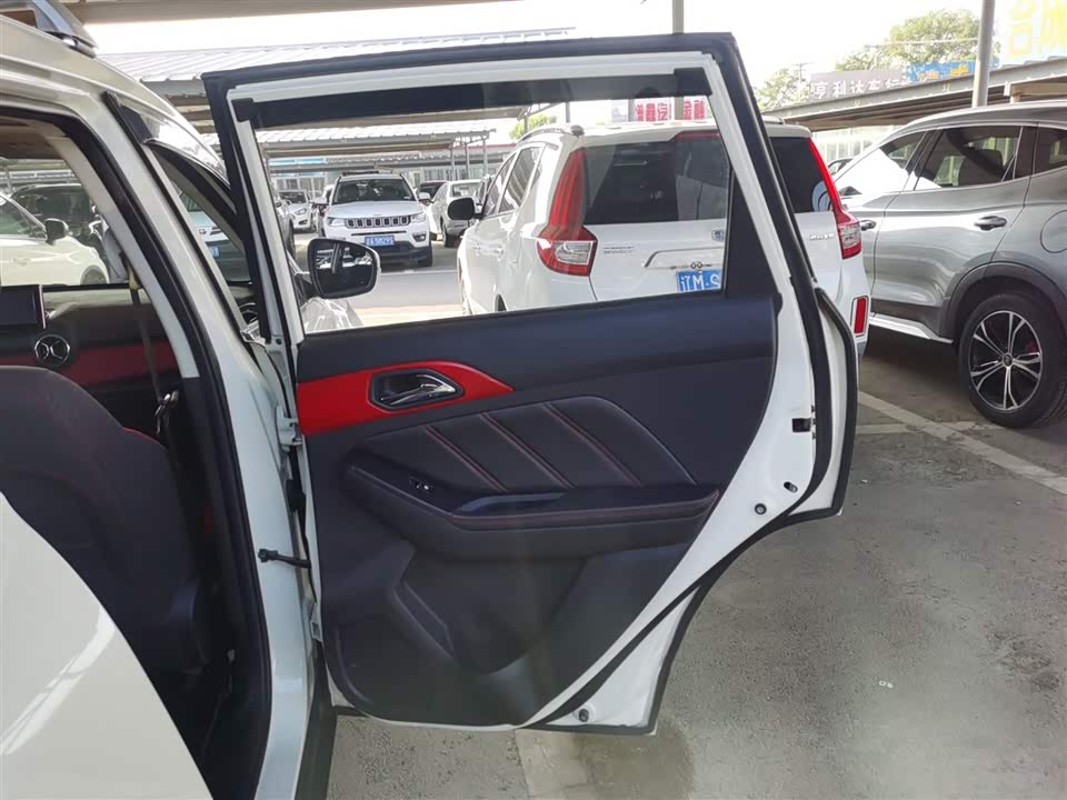 BAIC Shenbao X35 BAIC Shenbao X35