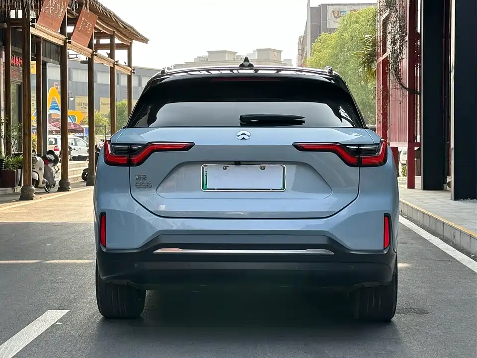 NIO ES6