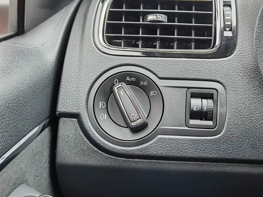 Volkswagen Polo 2017, фото 21