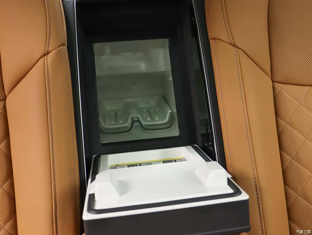 Audi A8L, 2026 22