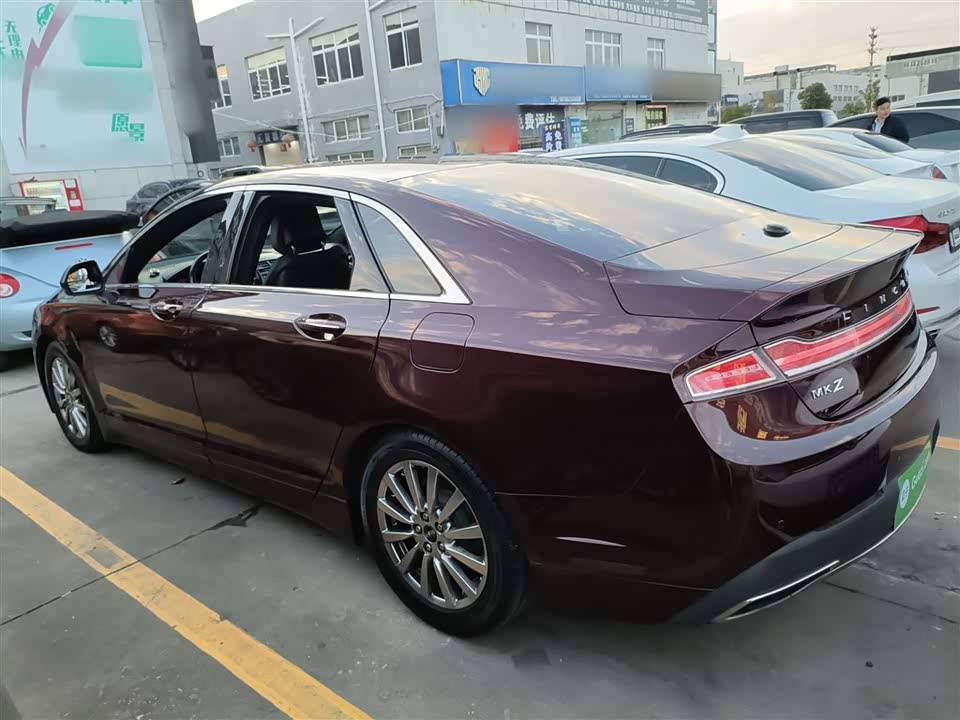 Lincoln MKZ