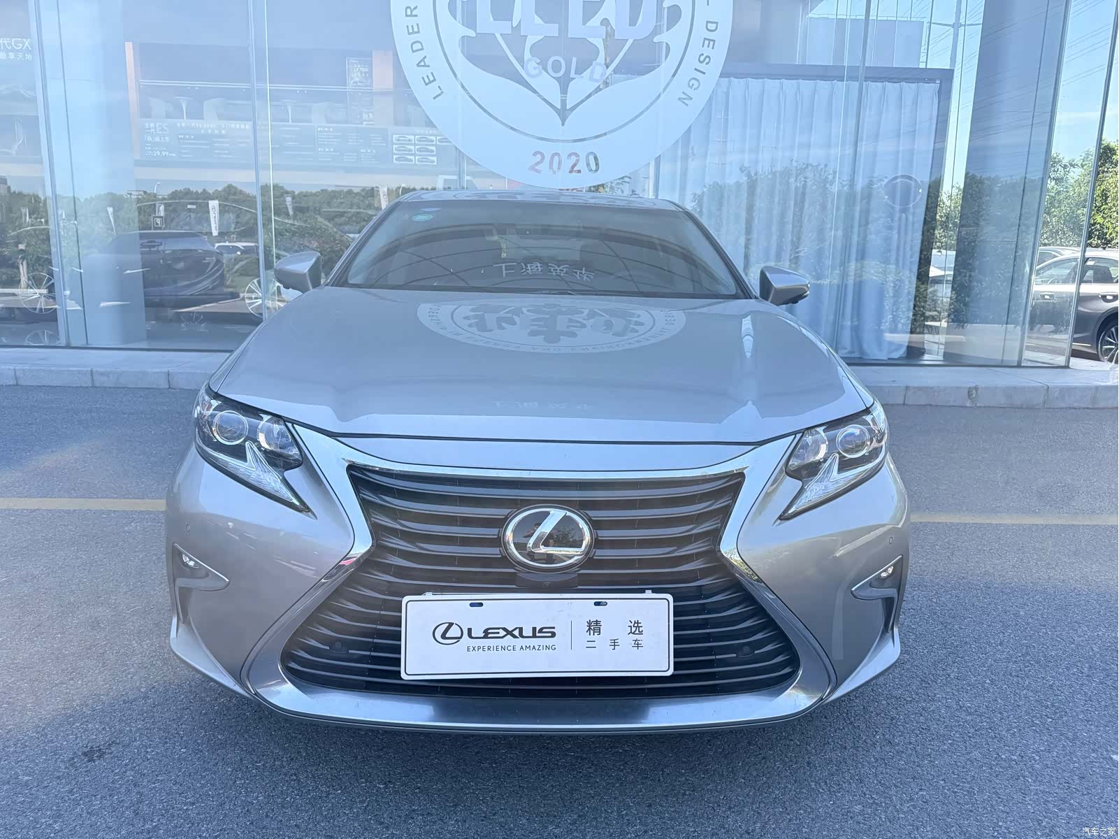 Lexus ES, 2018 2