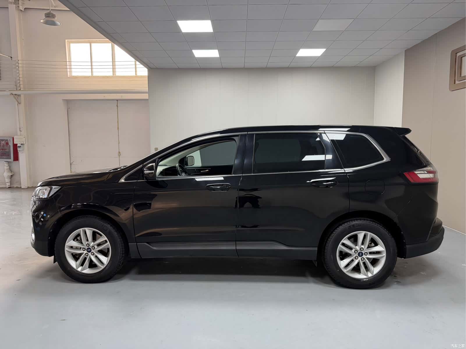 Ford Edge, 2021 7