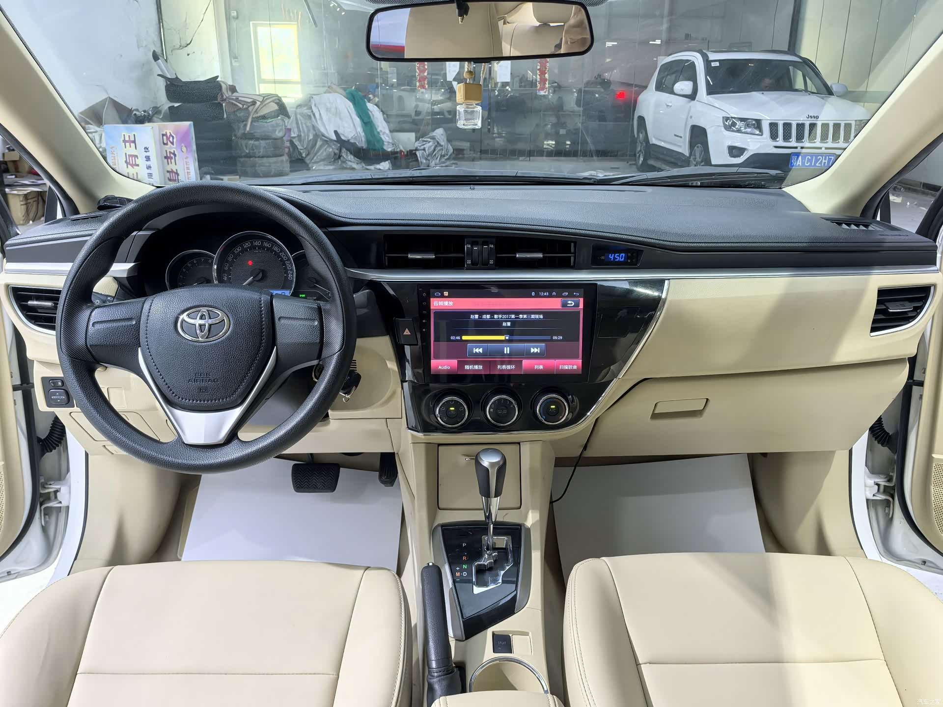 Toyota Corolla, 2016 все фото