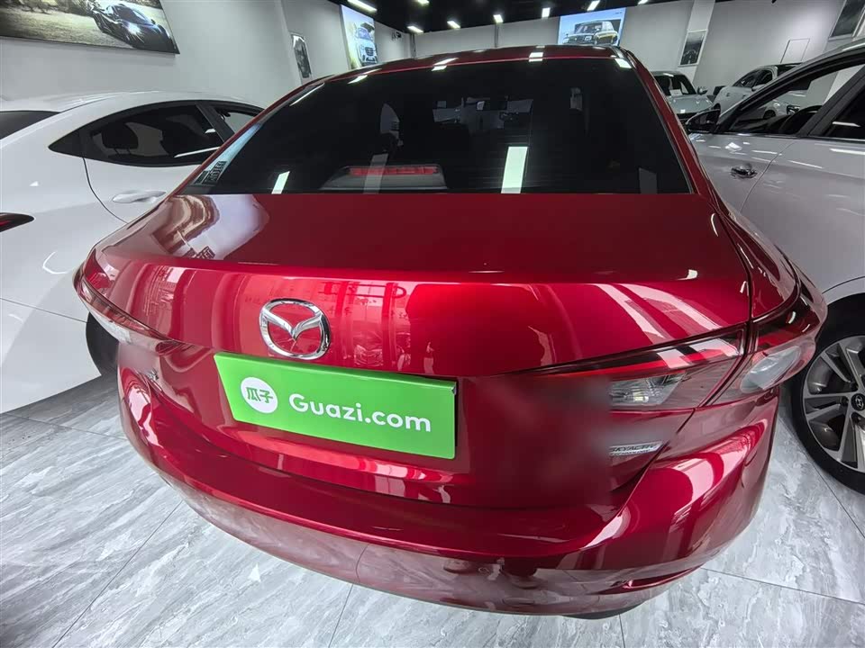 Mazda 3 Angkesaila
