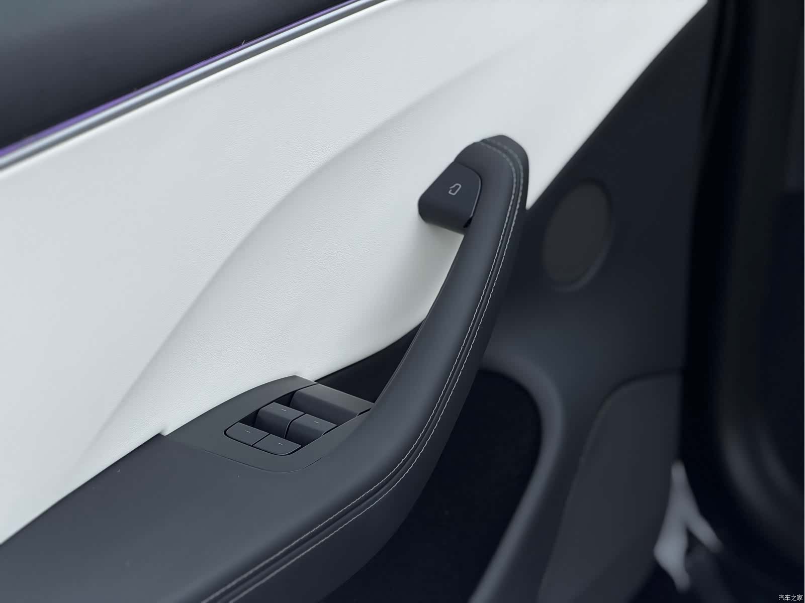 Tesla Model 3, 2024 22