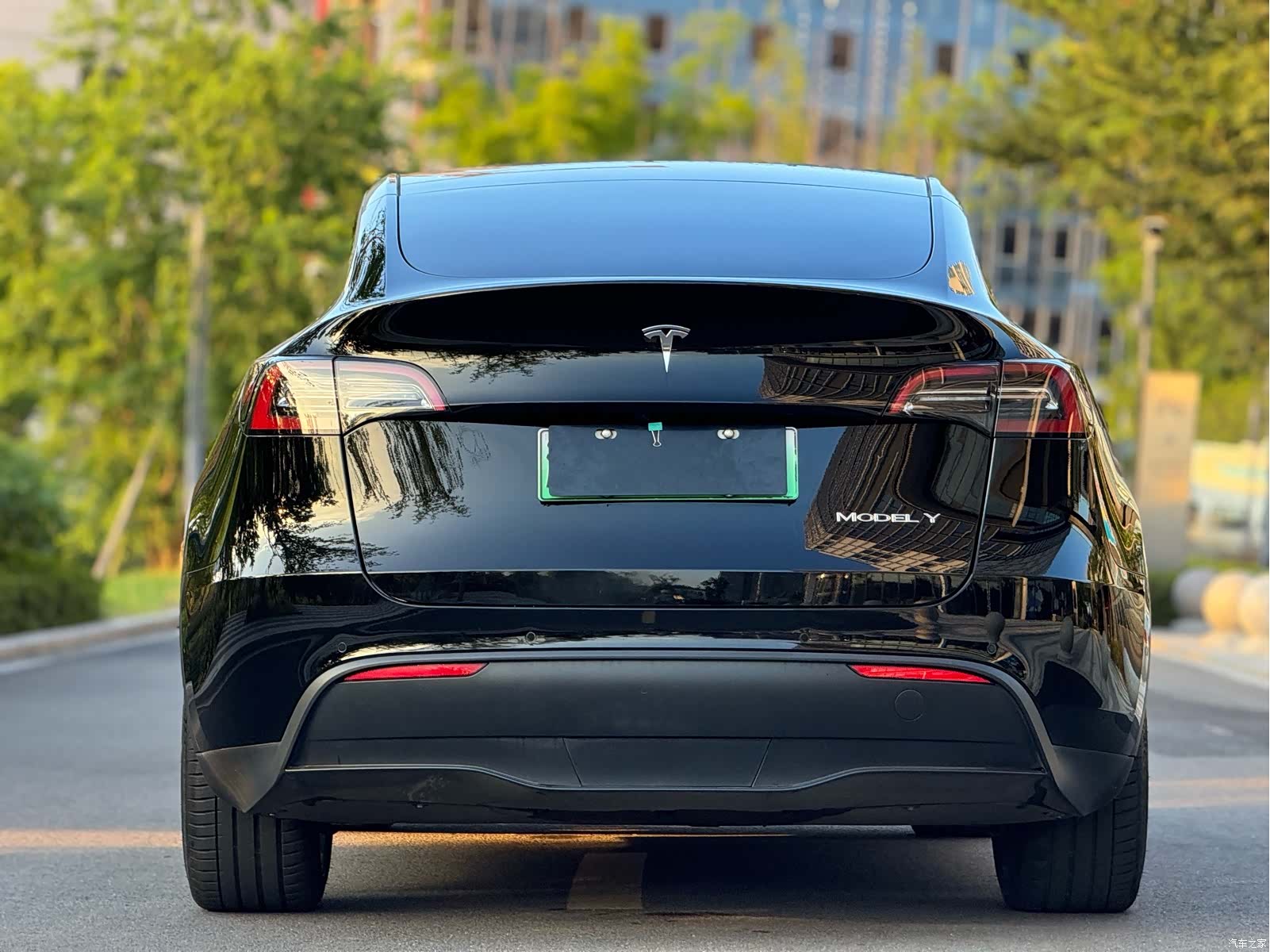 Tesla Model Y, 2022 10