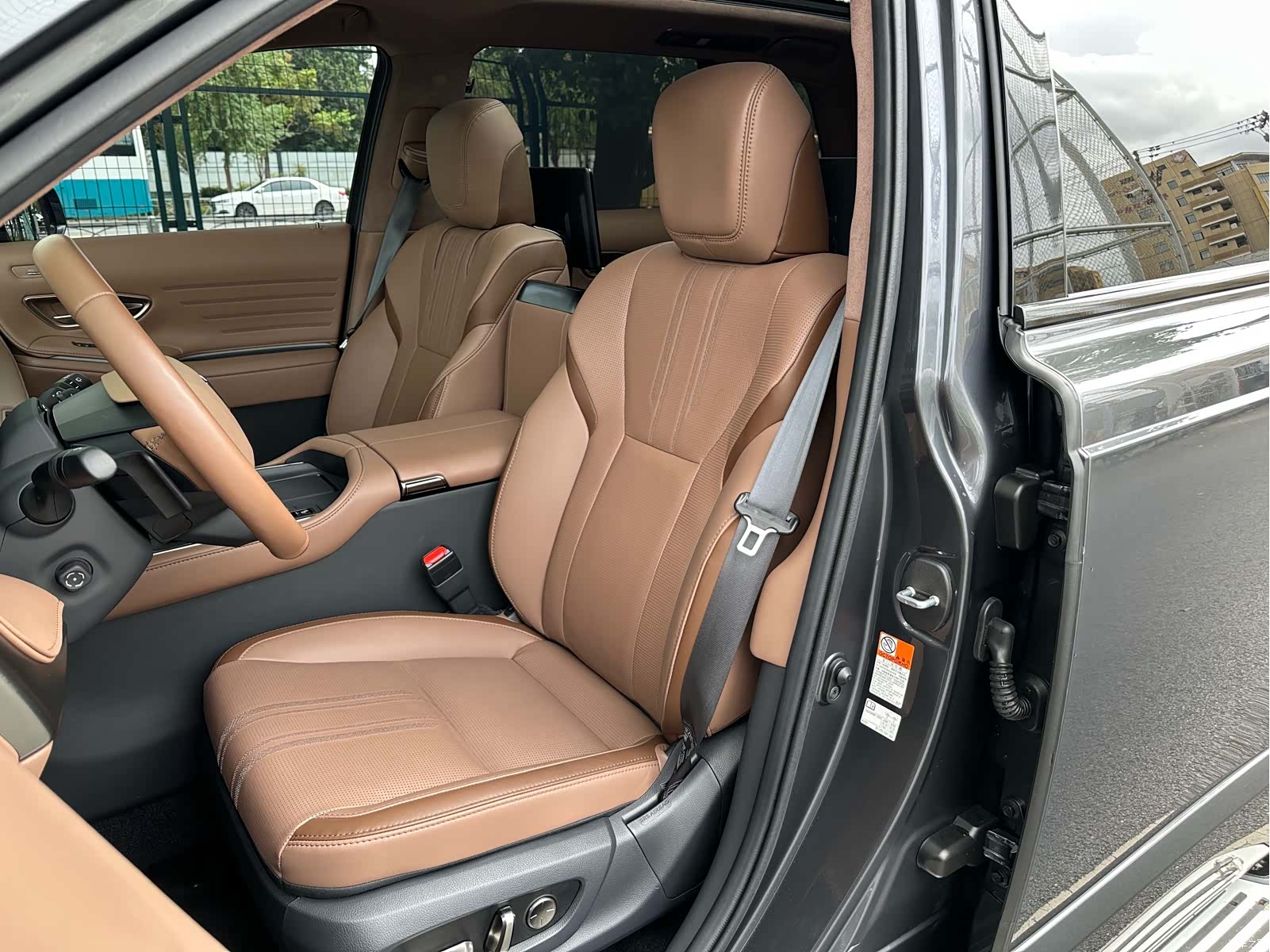 Toyota Century, 2024 11