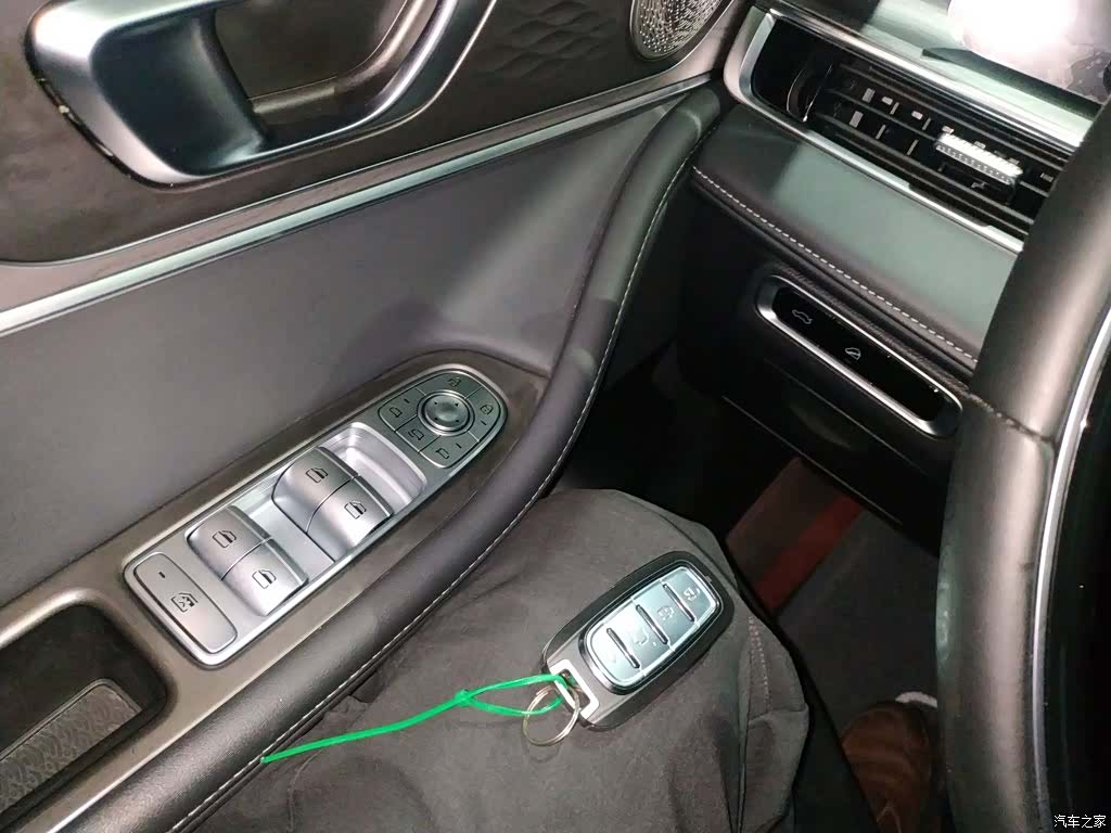 Chery Tiggo 8, 2025 9