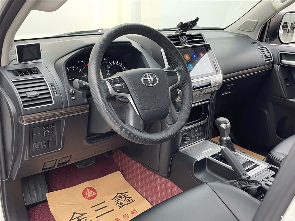 Toyota Prado, 2020 16
