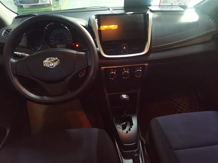 Toyota YARiS L Zhixuan