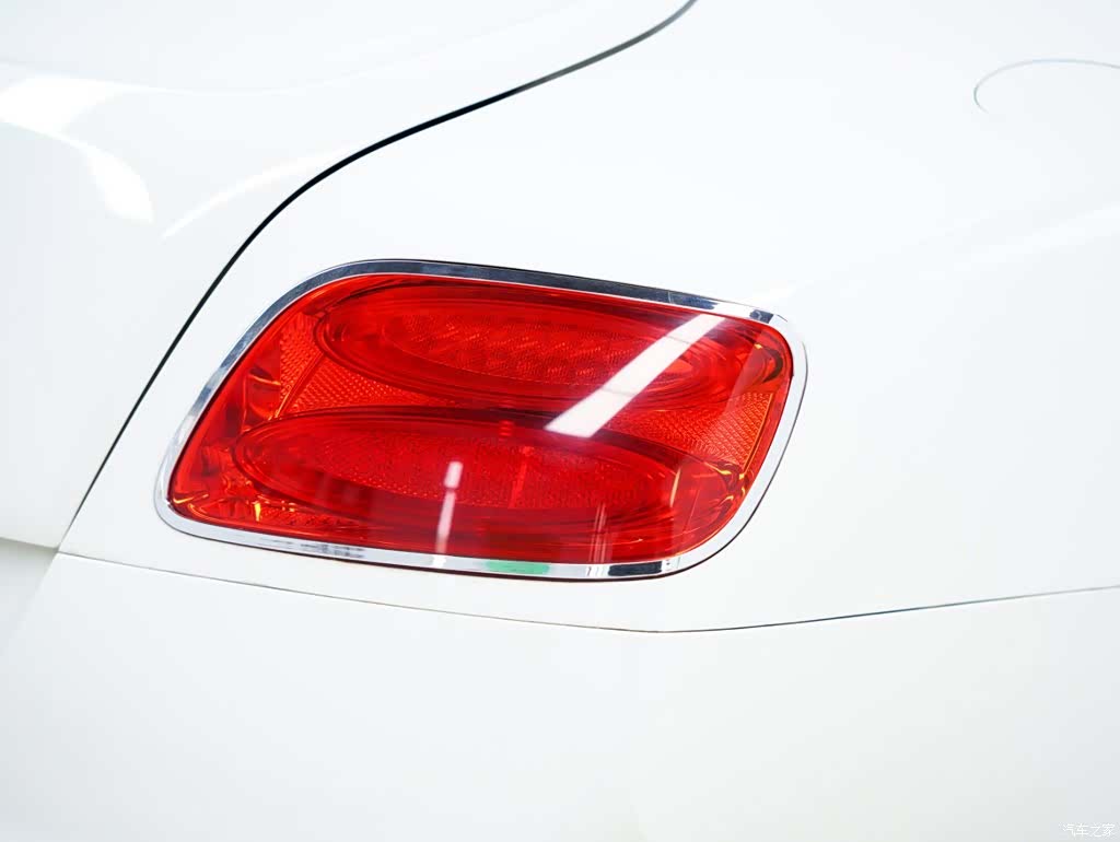 Bentley Continental GT, 2012 4