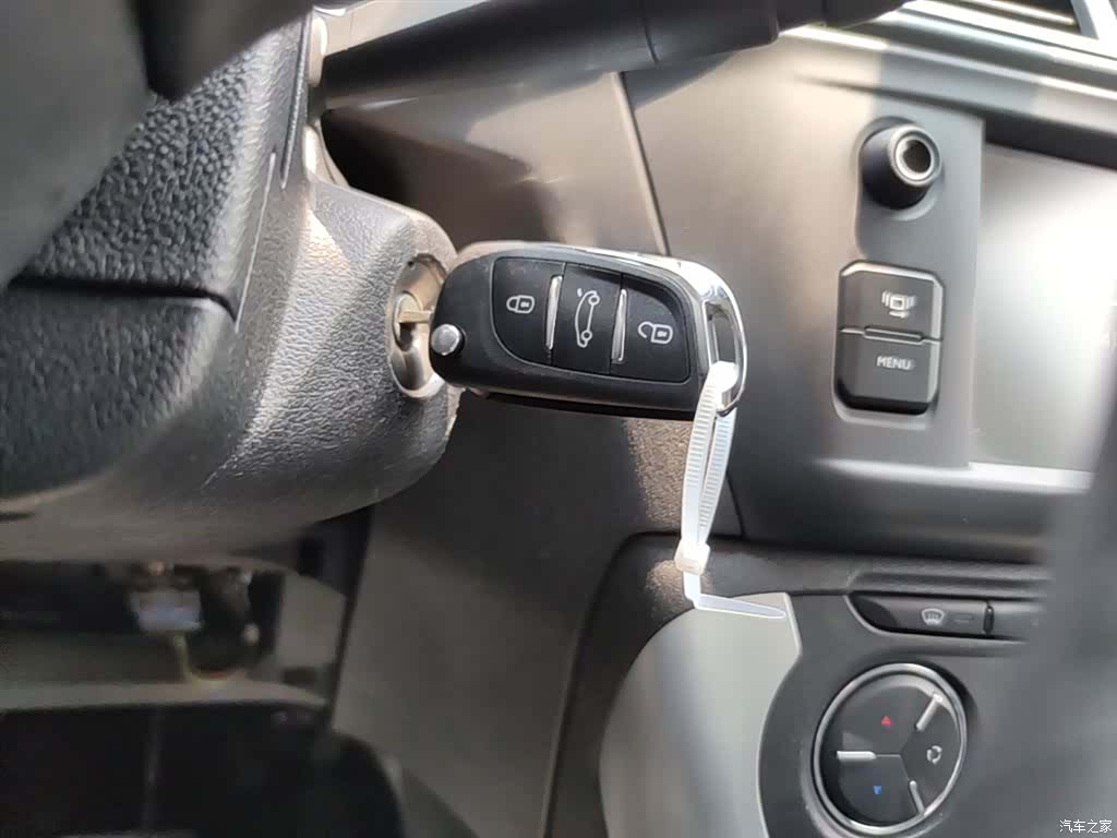 Citroen C3-XR, 2016 9