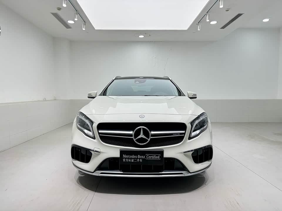 Mercedes-Benz GLA AMG