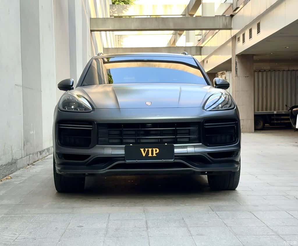 Porsche Cayenne, 2022 3