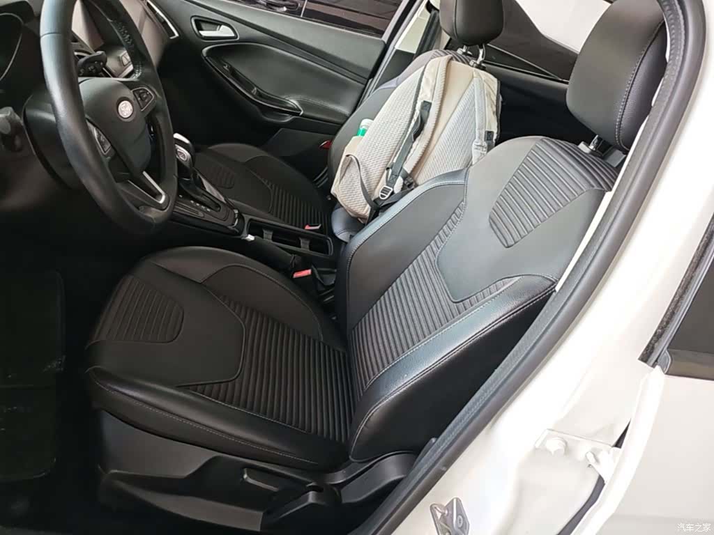 Ford Focus, 2018 15
