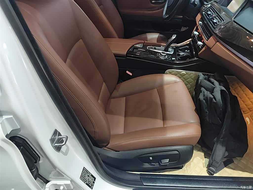 BMW 5 Series, 2015 25