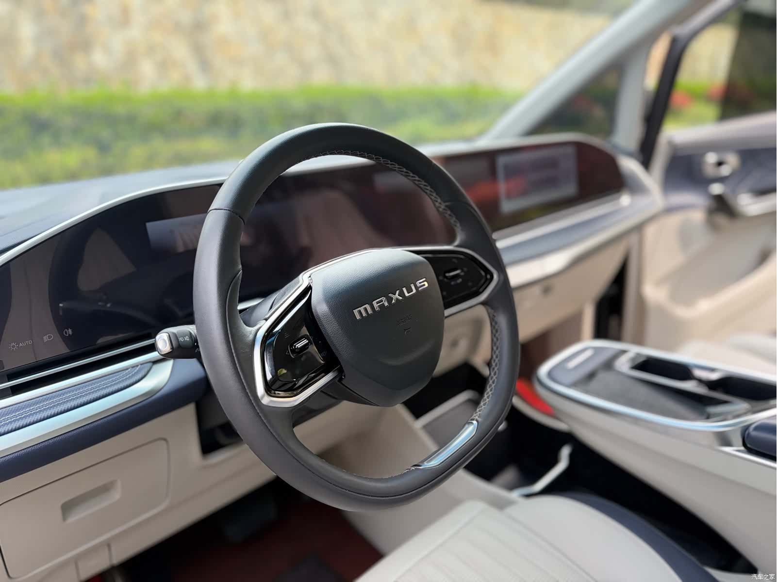 Maxus G90, 2023 55