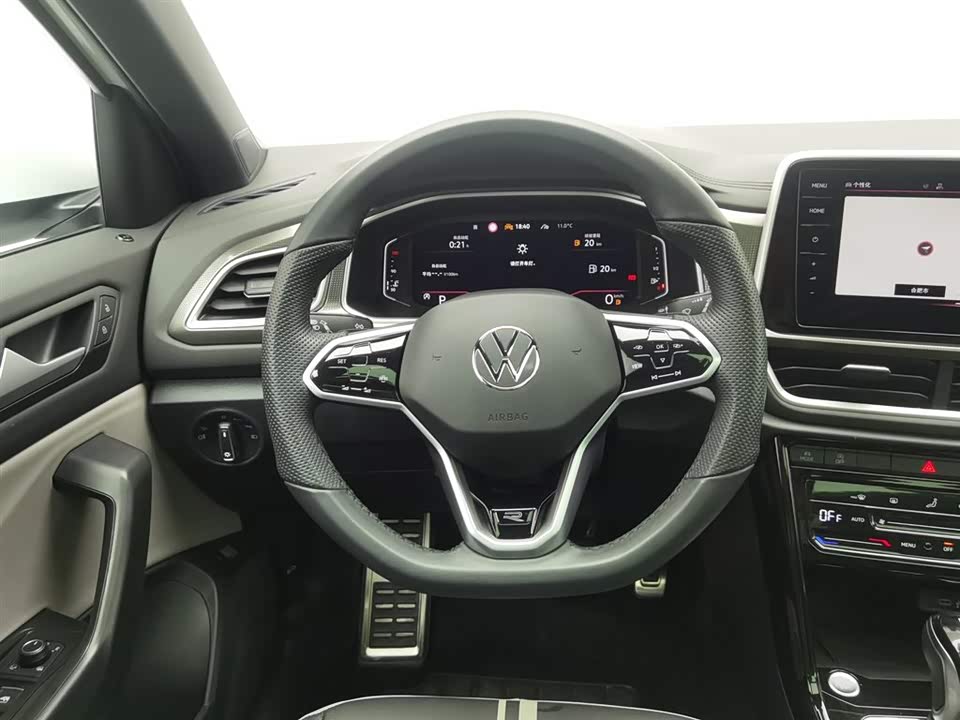 Volkswagen T-ROC exploring Songs