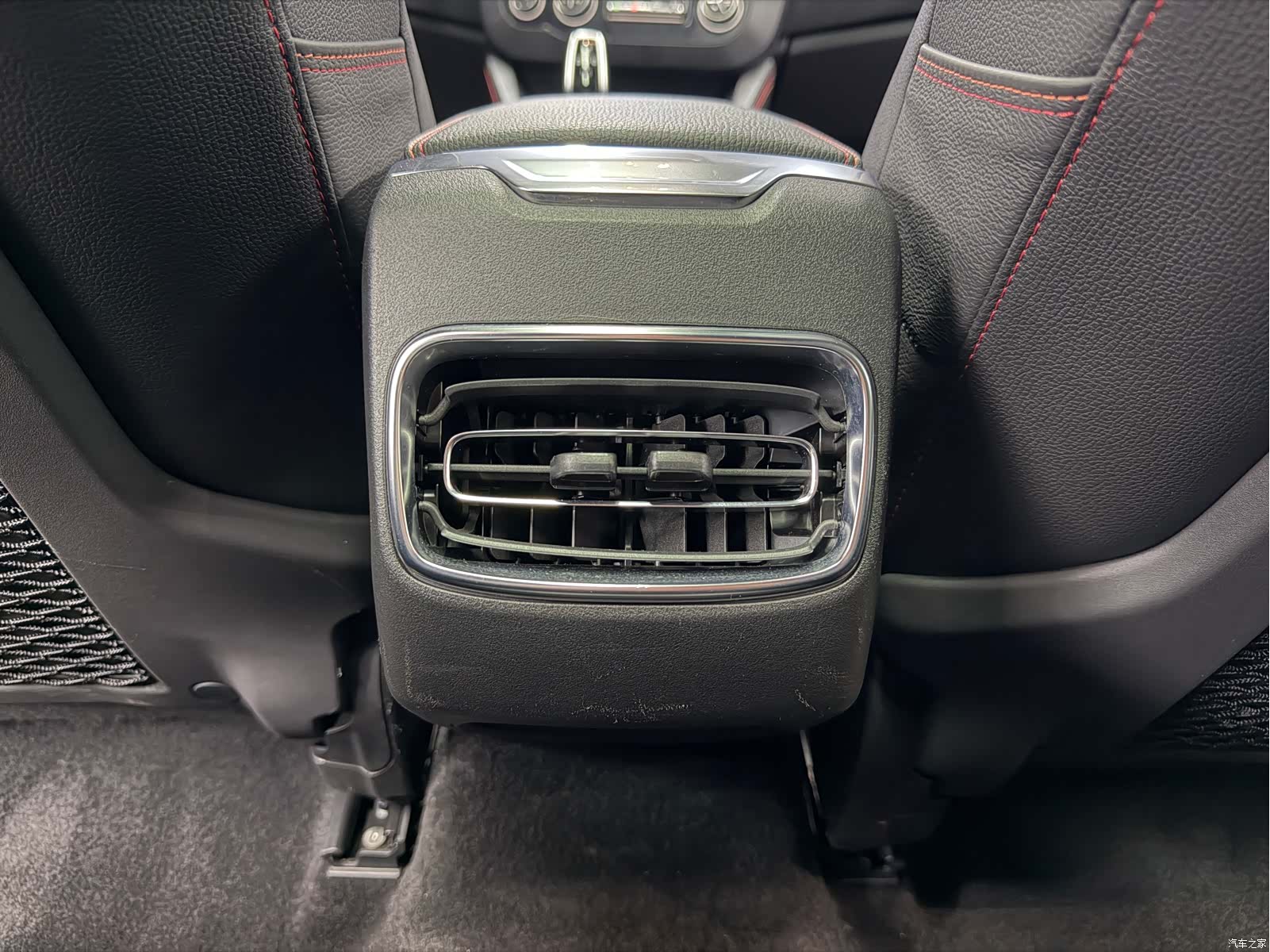 Lynk & Co 01, 2020 19