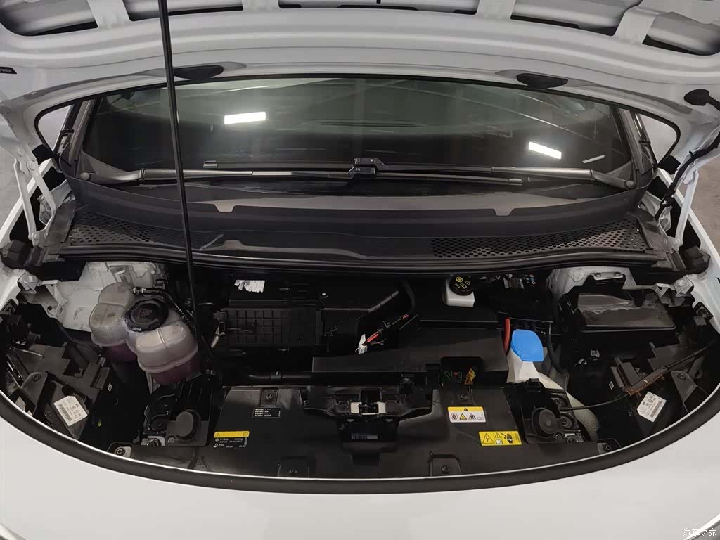 Volkswagen ID.3, 2023 6