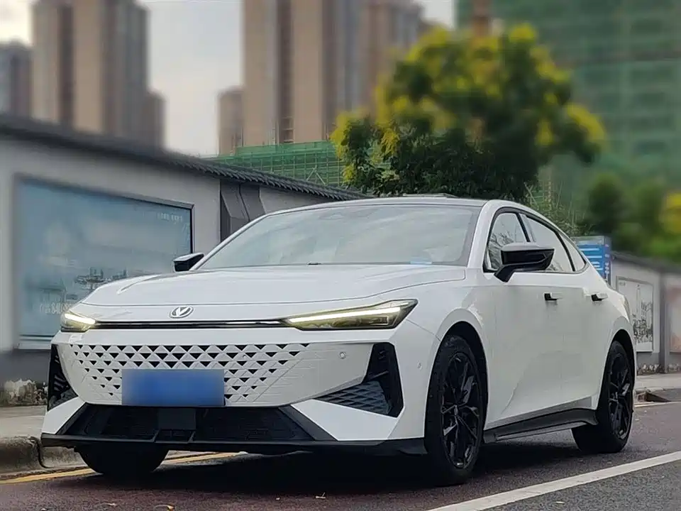 Changan UNI-V