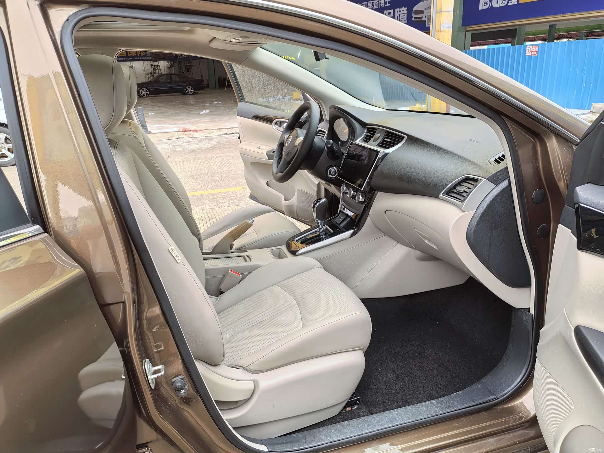 Nissan Sylphy, 2016 12