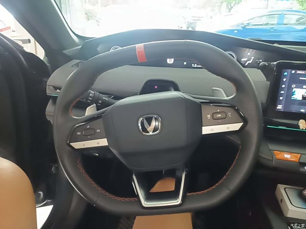 Changan UNI-V, 2022 11