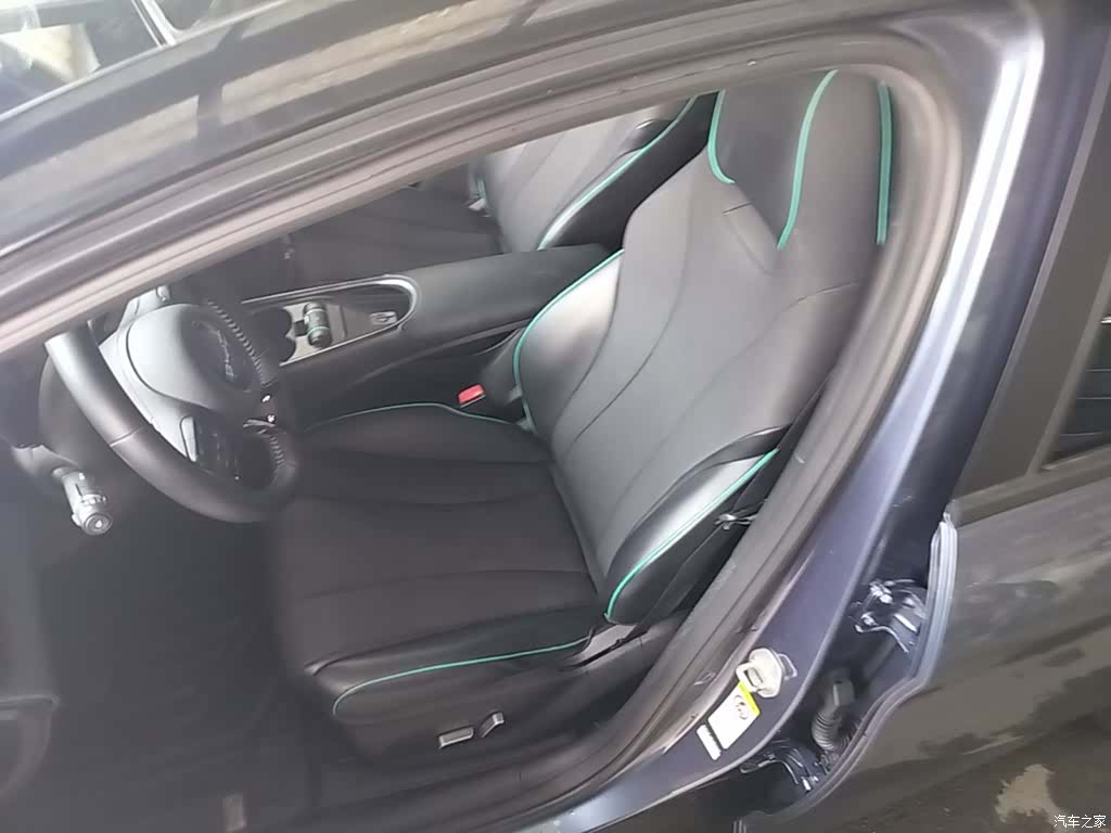 BYD Dolphin, 2023 15