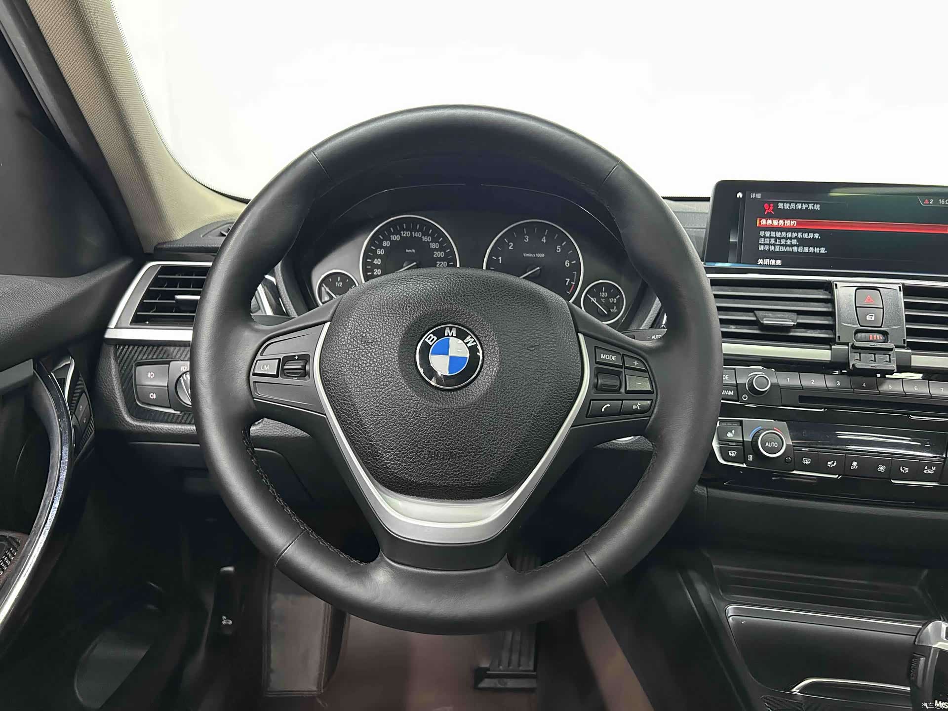 BMW 3 Series, 2018 11