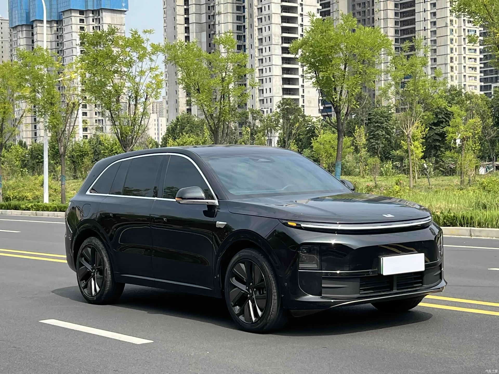 Li Auto L6, 2024 3