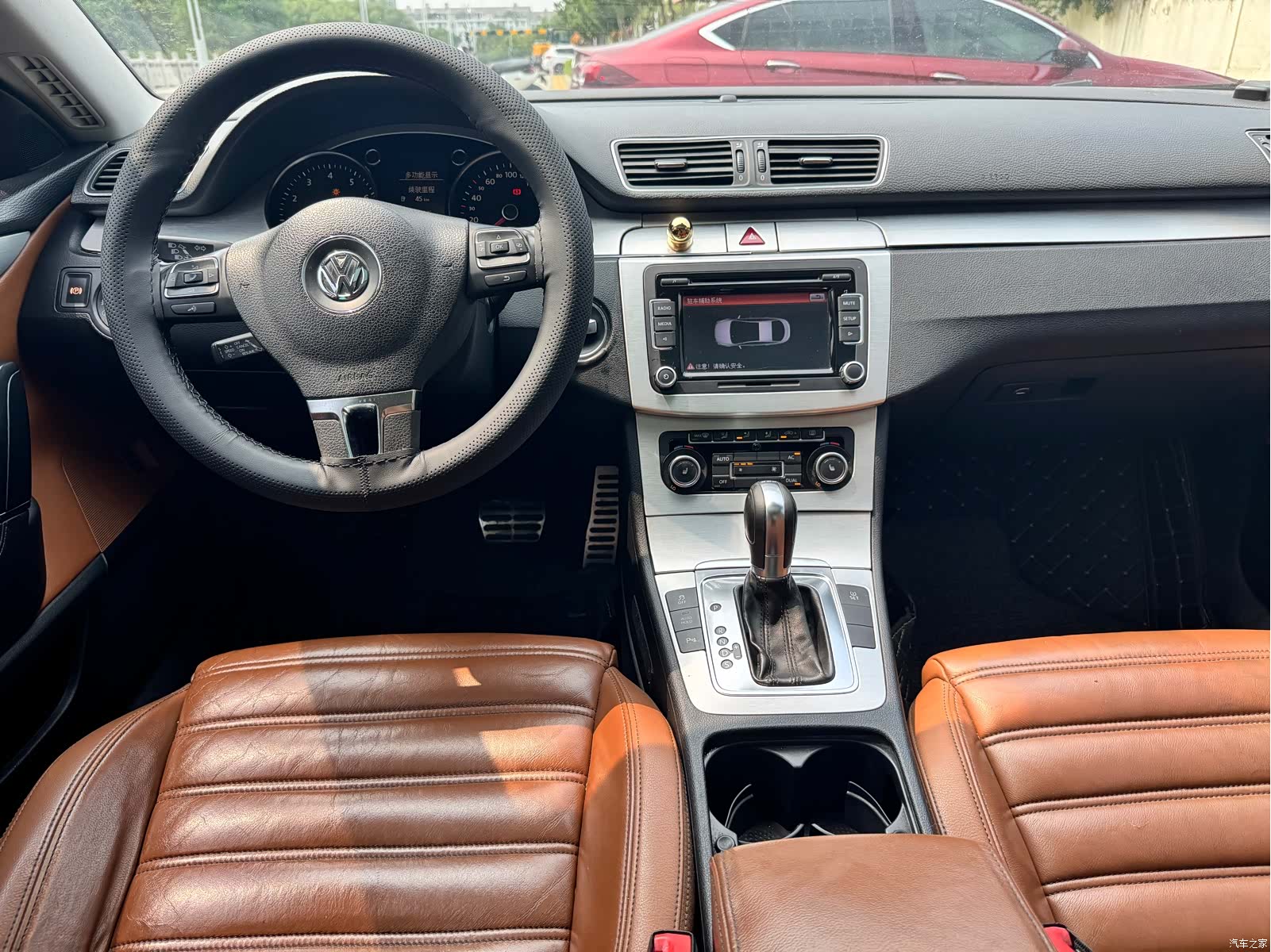 Volkswagen CC, 2011 9