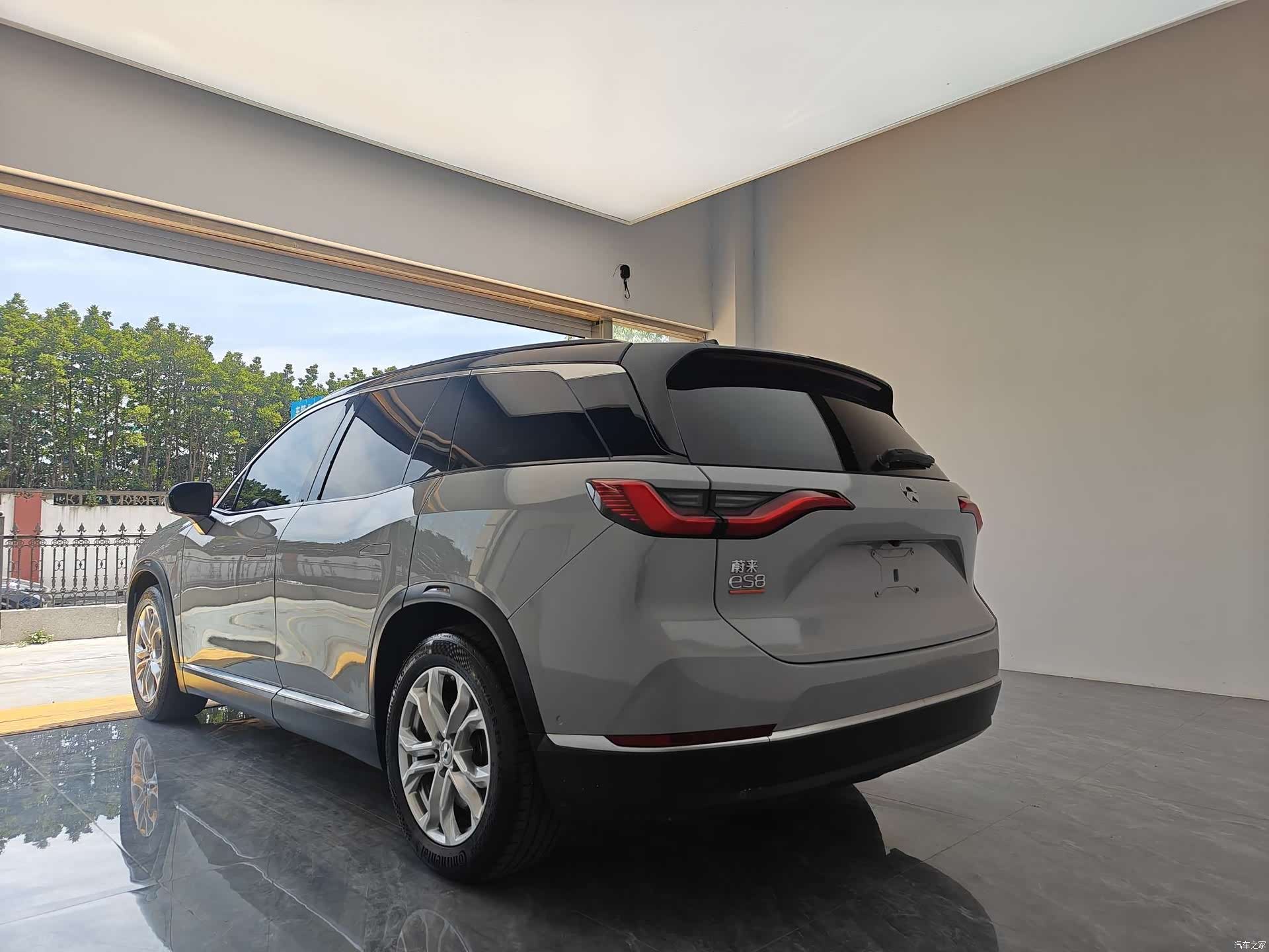 NIO ES8, 2021 4