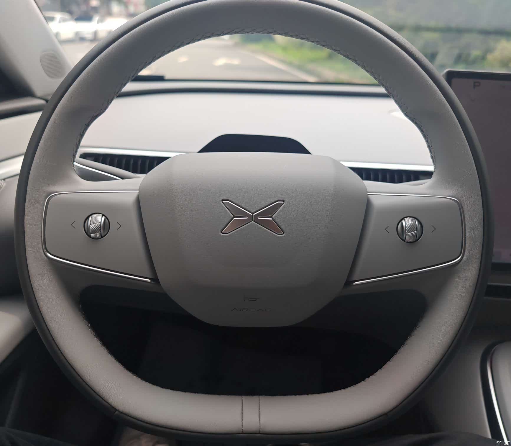 Xpeng Mona M03, 2025 11