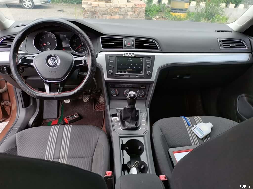 Volkswagen Lamando, 2017 10
