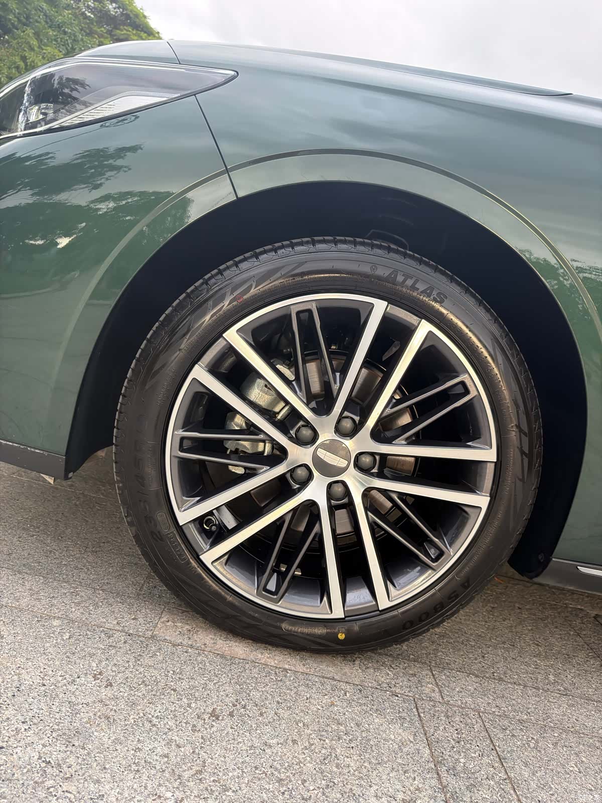 Geely Emgrand, 2025 7