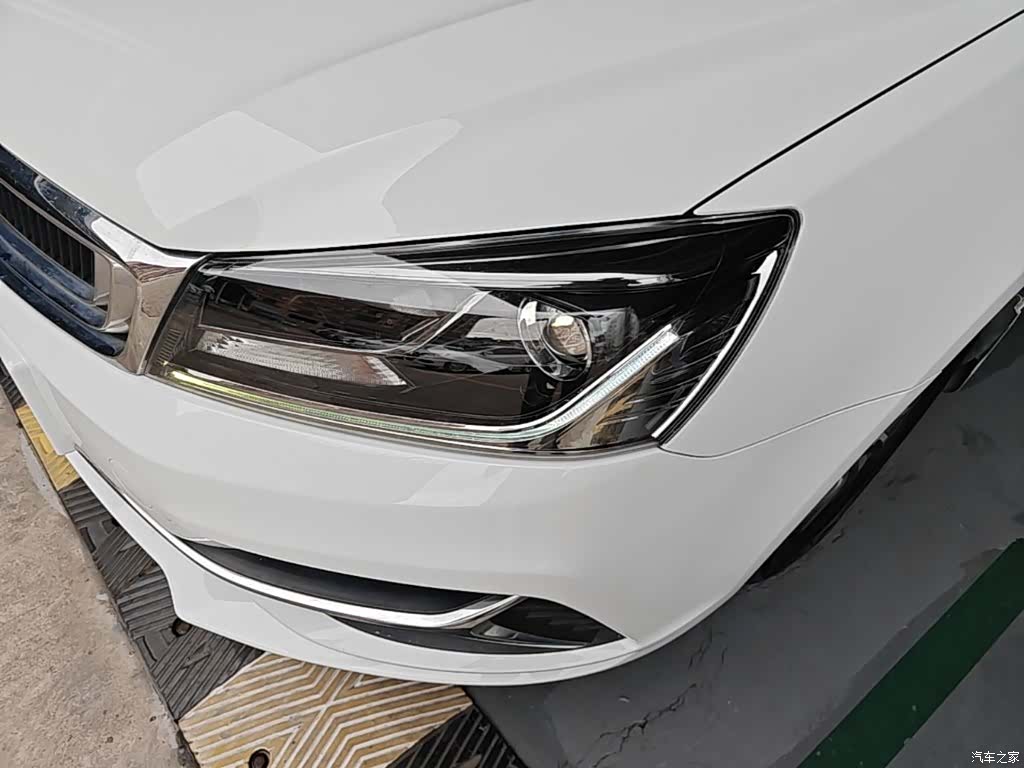Geely Emgrand, 2019 24