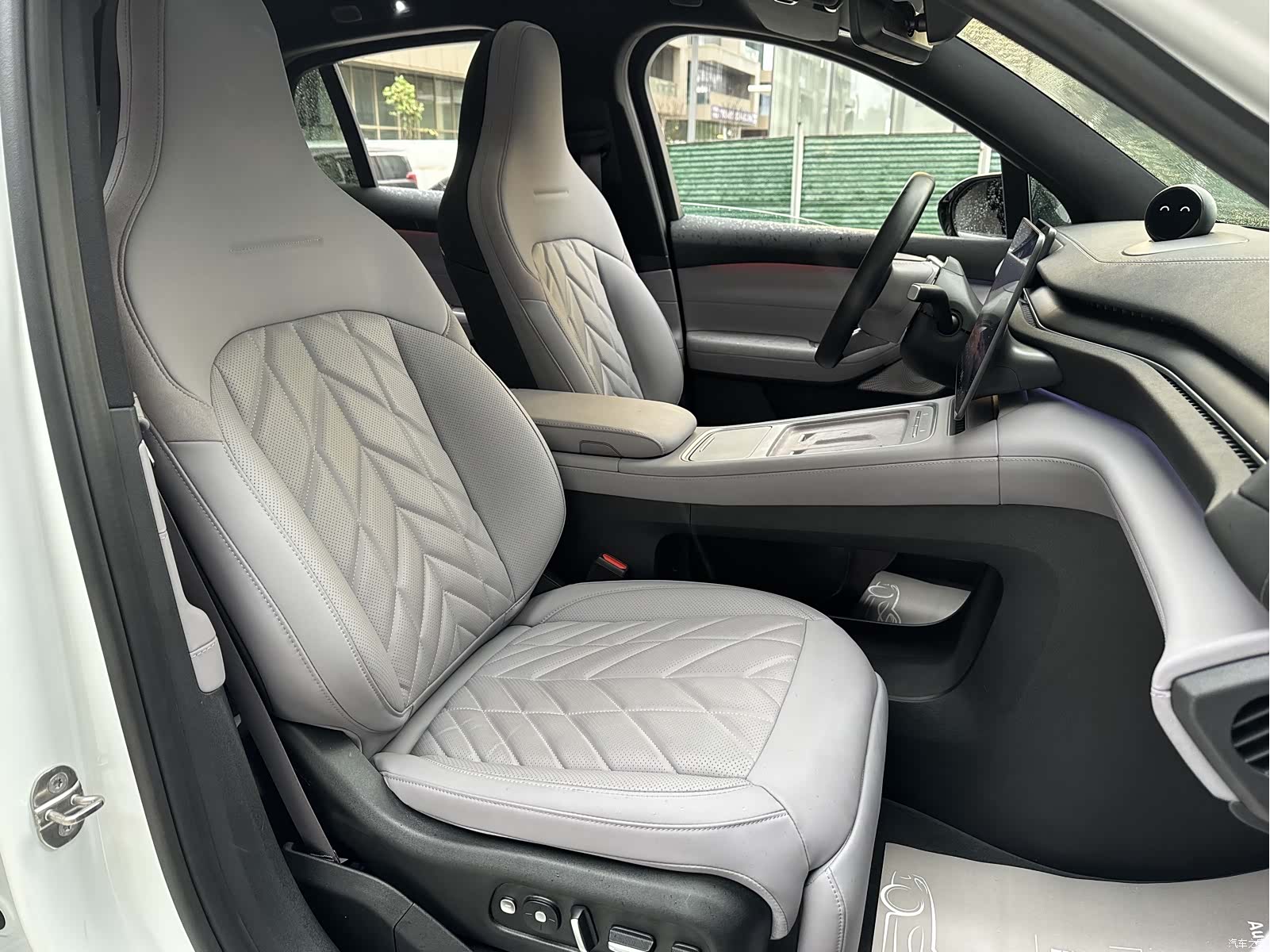 NIO EC6, 2025 9